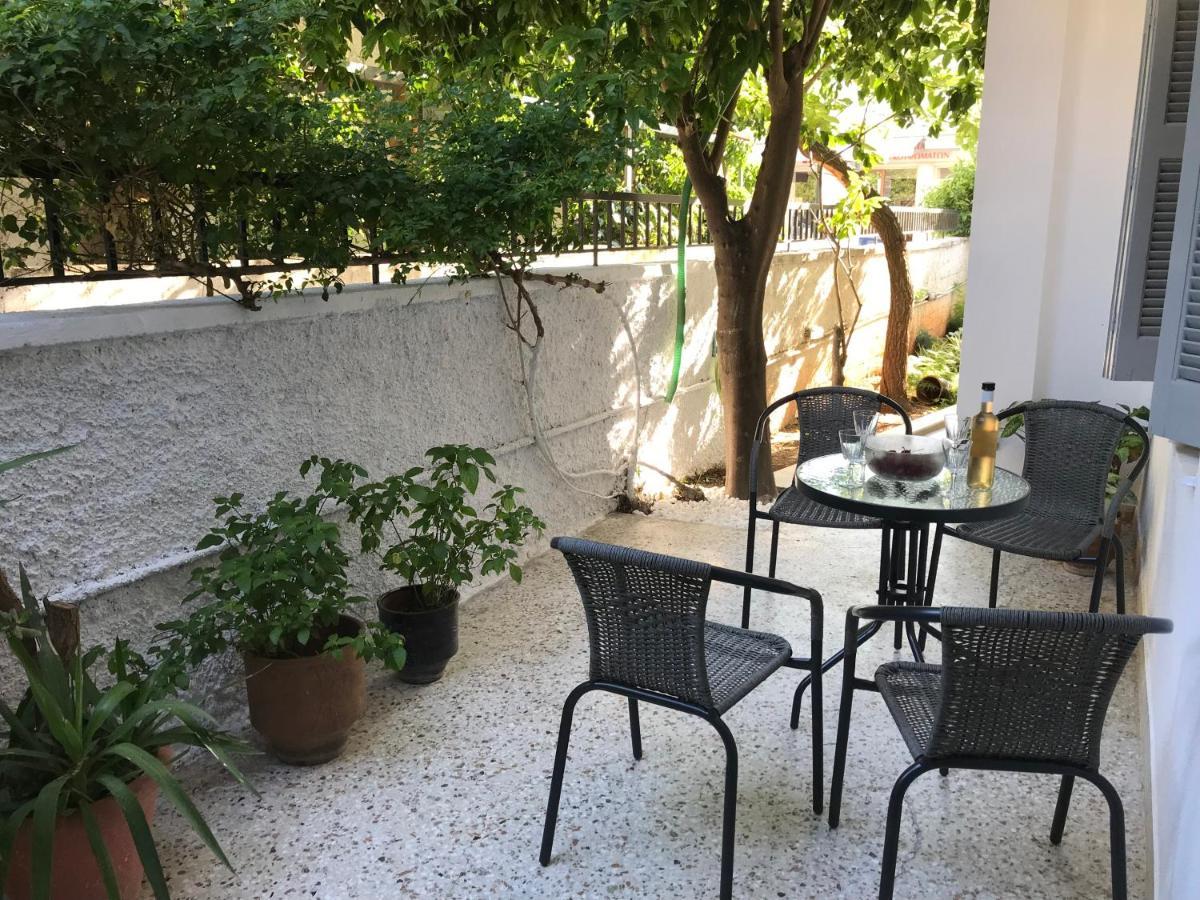 Georgias Central Chrissi Akti Chania Exterior foto